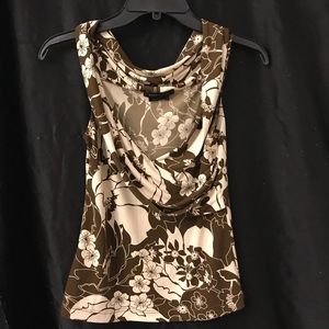 BCBGMAXAZRIA Sleeveless Top 🌼